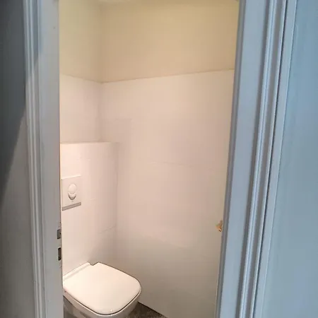 Studio Centre Apartment